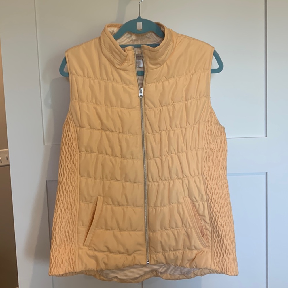 CJ Banks • vest